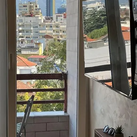 Center Urban Apartment