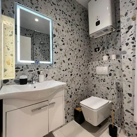 Center Urban Apartment Tirana